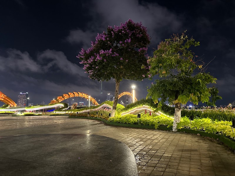 다낭 리버워크 (Danang Riverwalk)
