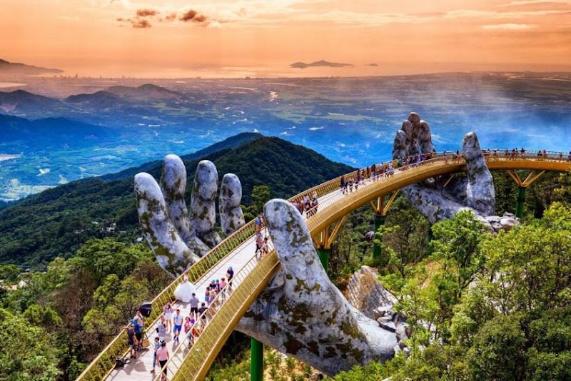 DV DU LỊCH LYNA TOUR (XE ĐƯA ĐÓN SÂN BAY ĐIỂM DU LỊCH)