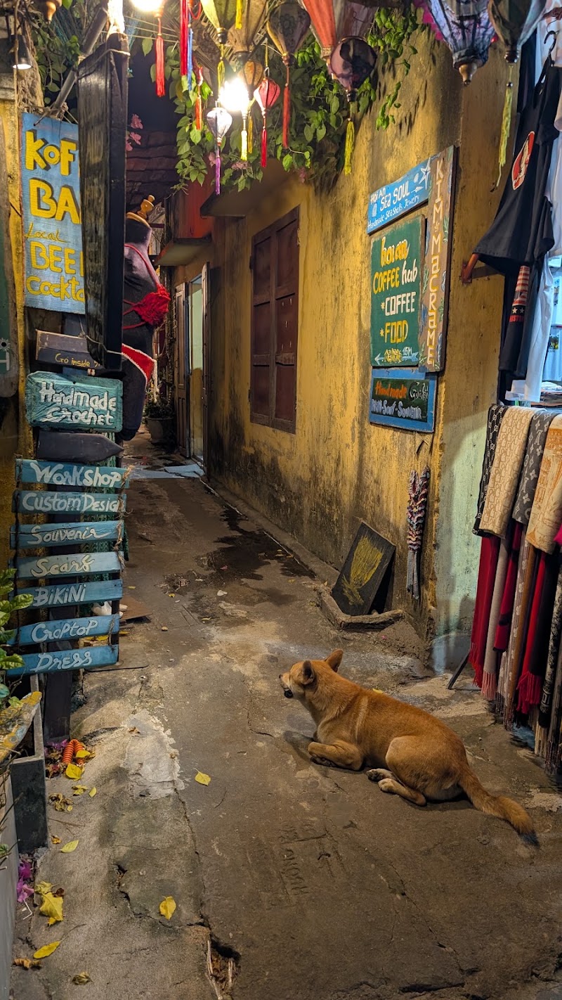 iiÂn handmade crochet shop in Hoian