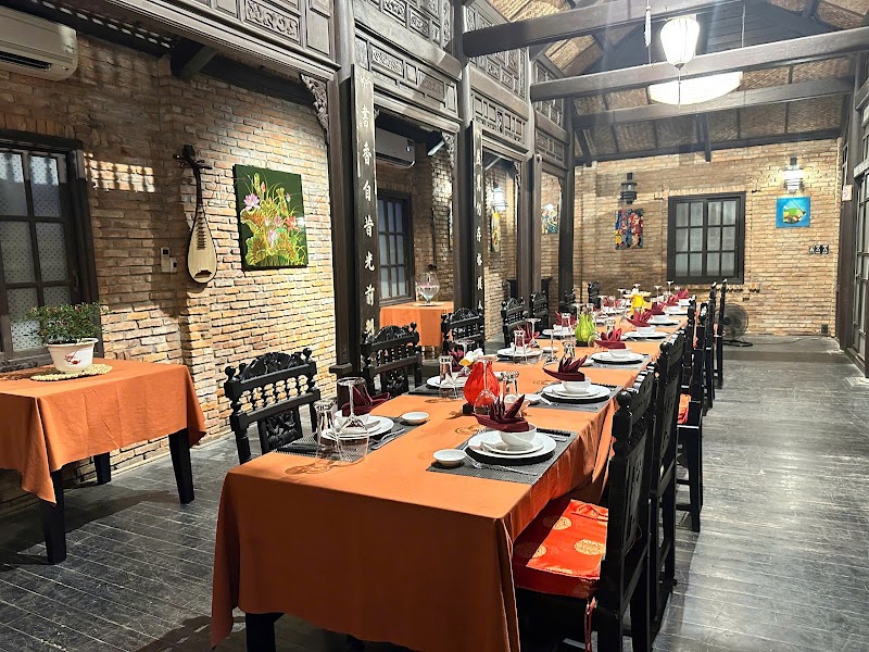 Moon river - Song trang restaurant Hoi An