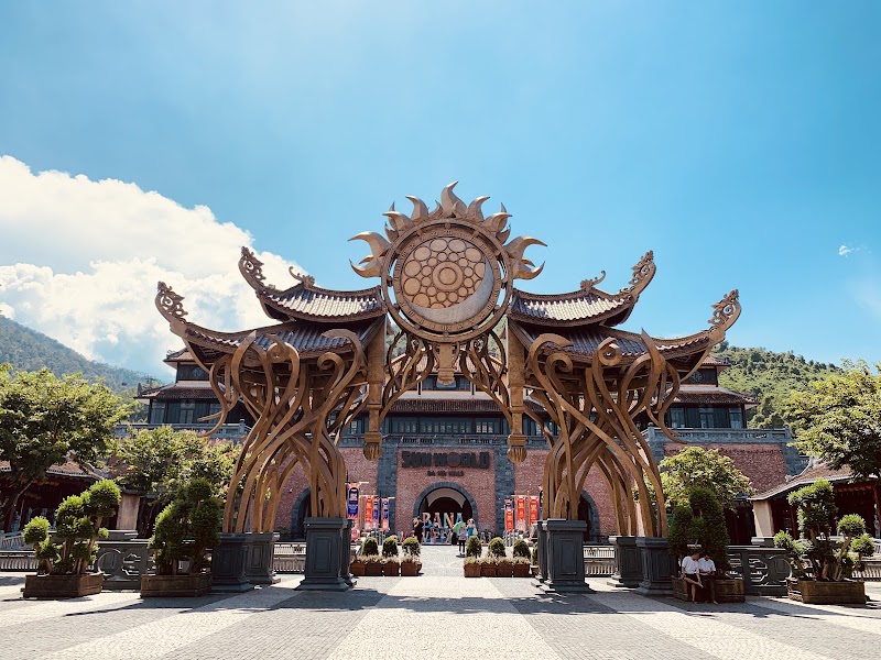 Hoi An Station