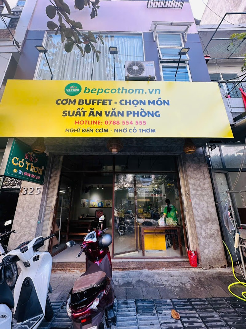 Bếp Cỏ Thơm - Cơm Buffet - Chọn món - 121A Nguyễn Hoàng