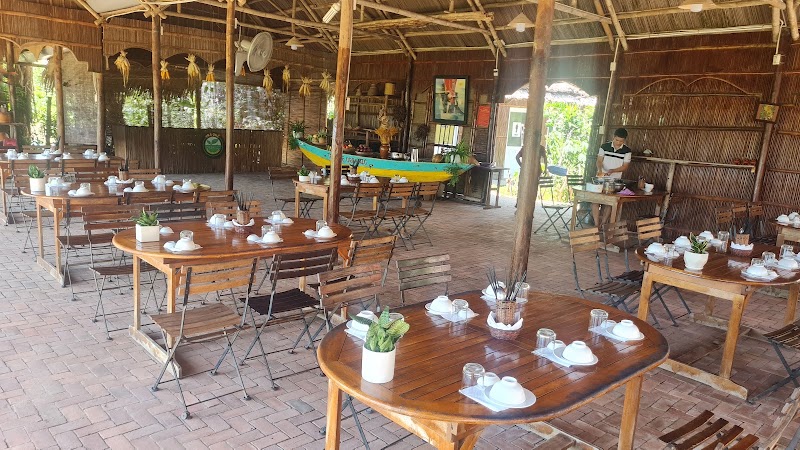 짜꿰 채소마을 (Tra Que Vegetable Village Restaurant)
