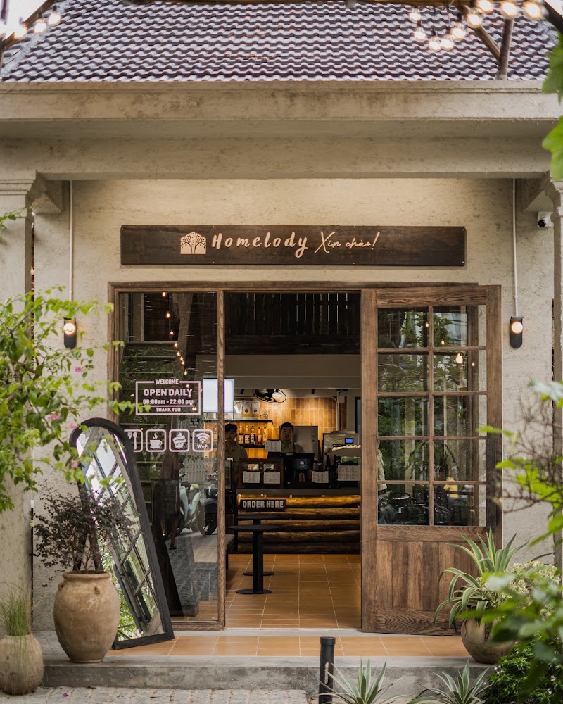 홈로디 커피&브런치 (Homelody Coffee & Brunch Hoi An)