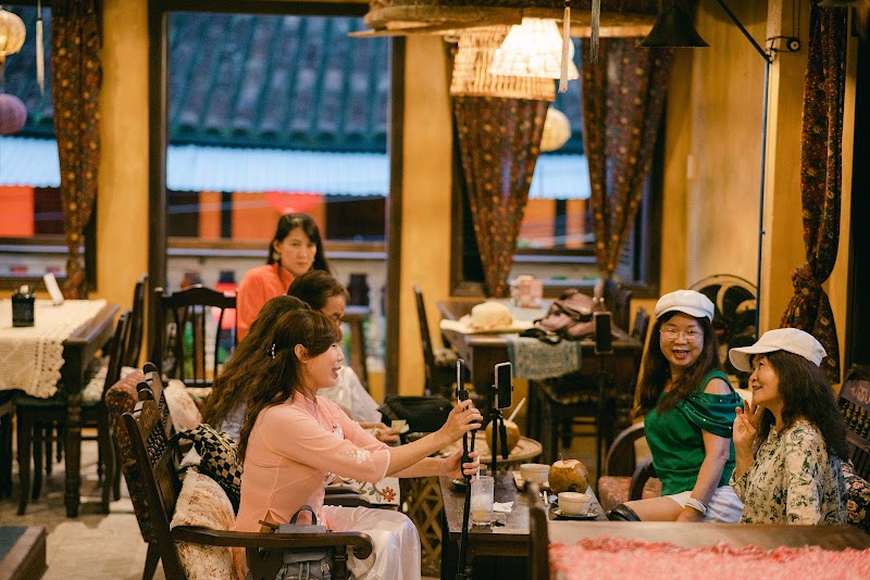 Mê Hội An Rooftop Coffee & Kitchen