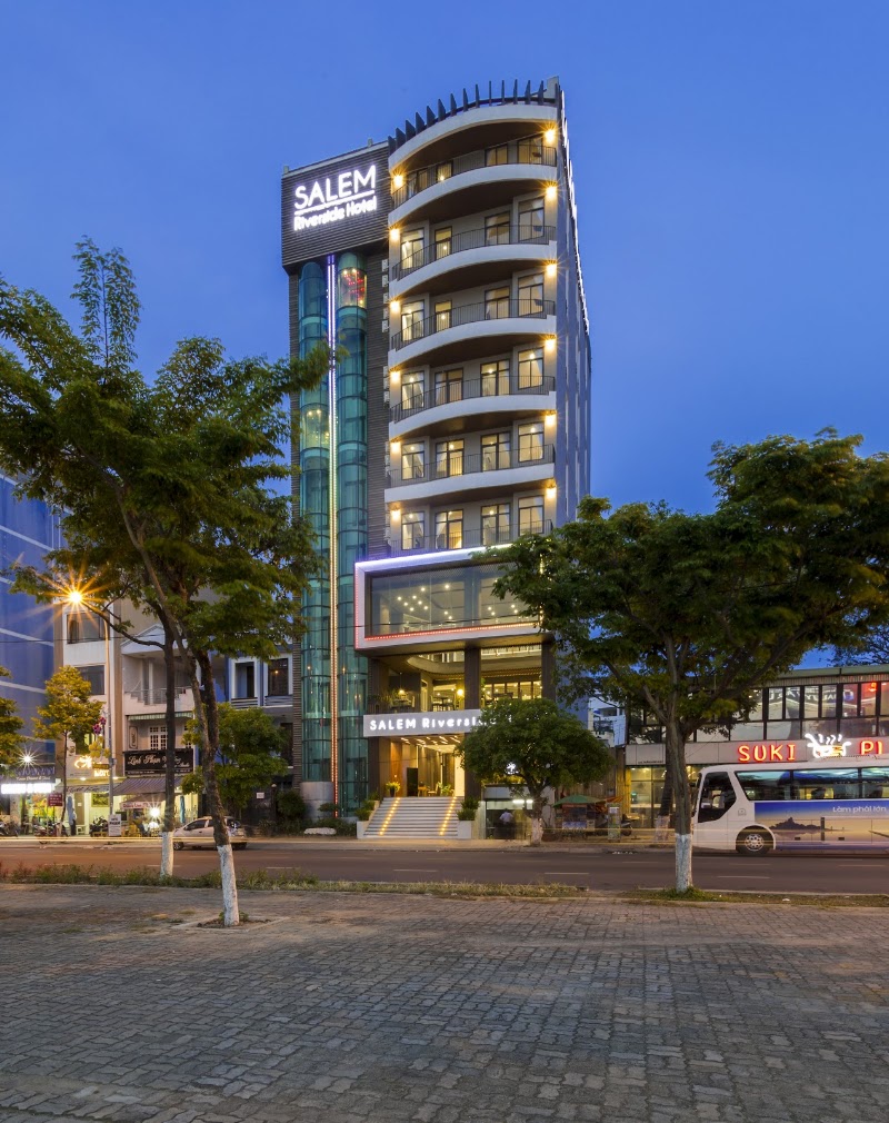 Salem Riverside Hotel
