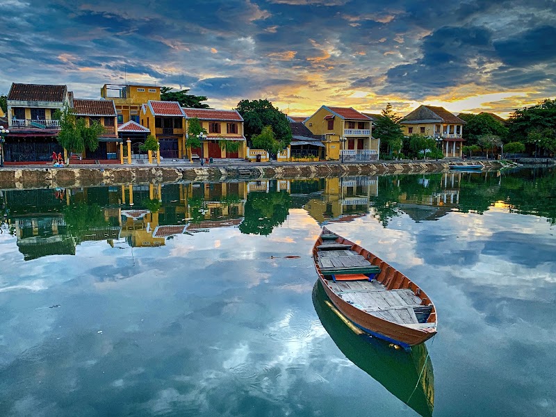Hoi An sculpture promenade