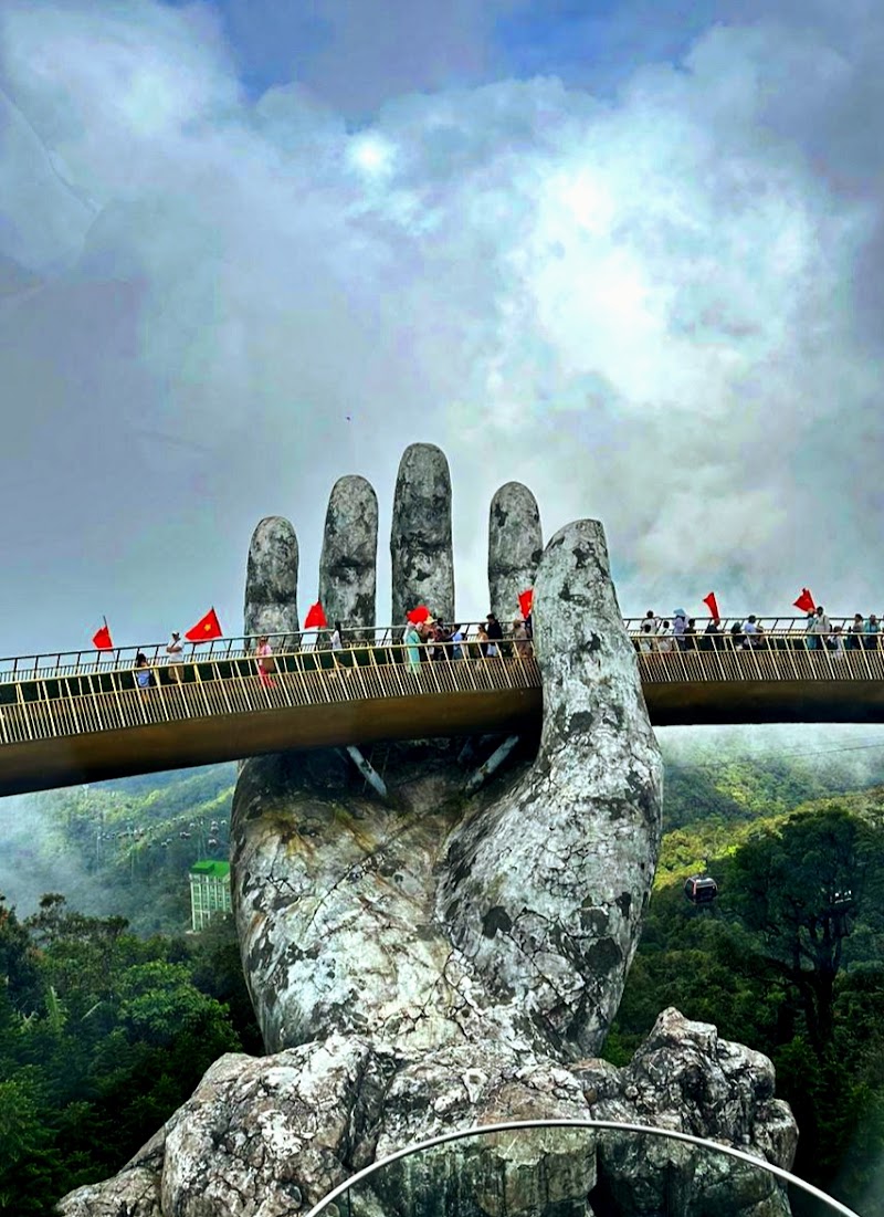 골든 브릿지 (Golden Bridge)