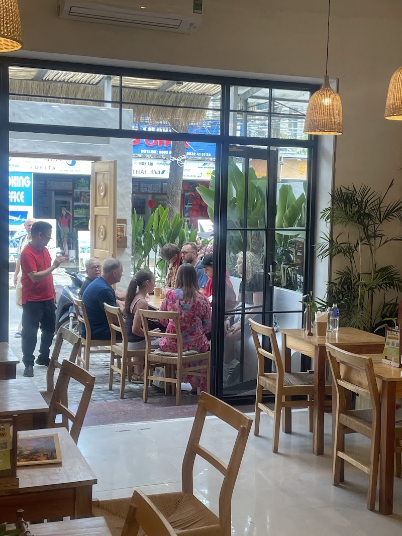 Ivegan Supershop Hoi An - Healthy Plant-based Cafe