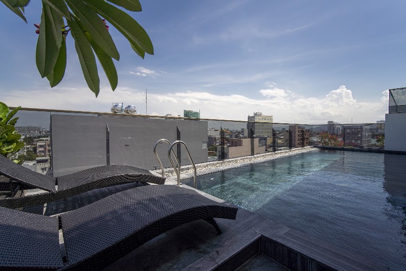 HSuites Riverside Hotel and Apartment
